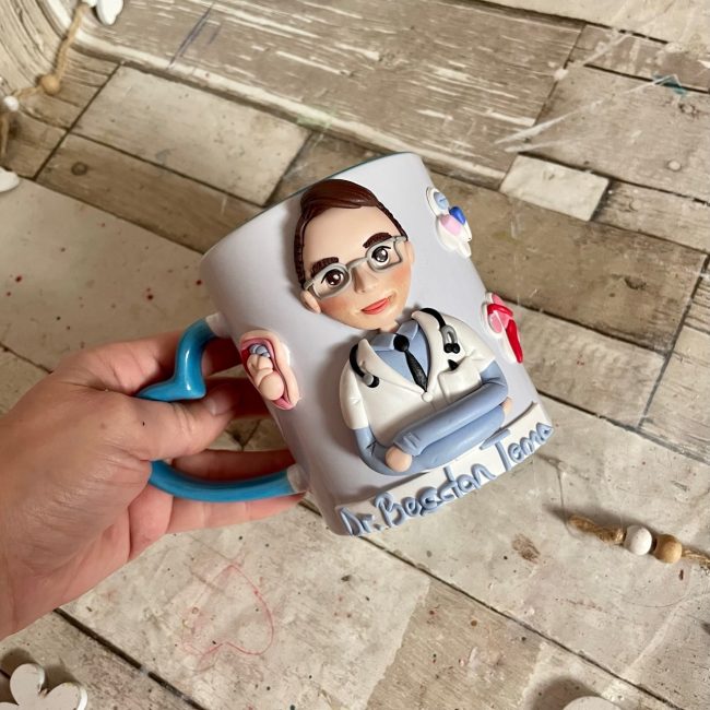 Cana decorata cu fimo “Super doctor”( Ginecologie)(4)