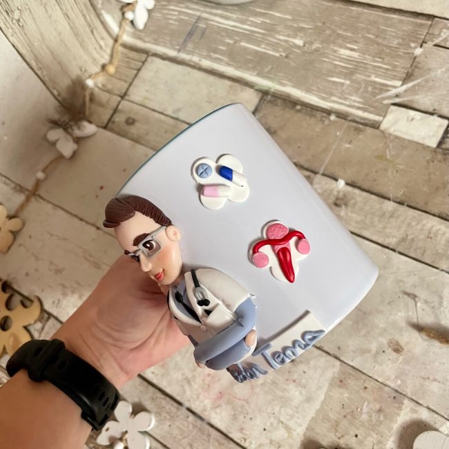 Cana decorata cu fimo “Super doctor”( Ginecologie)(4) - imagine 4